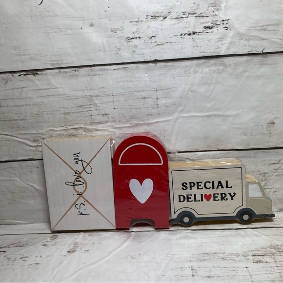 Valentine tiered tray decor - Picture 2 of 3